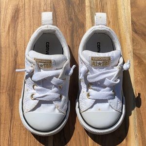 Converse All Star Tennis Shoe Size 6 Toddler Size